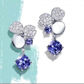 2020 Tiffany Paper Flowers Clover 18K Platinum Diamond Earrings 